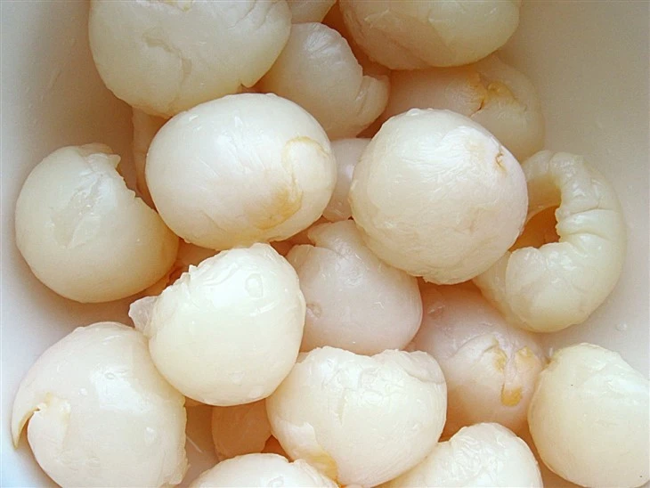 Canned Lychee/Litchi In Light Syrup